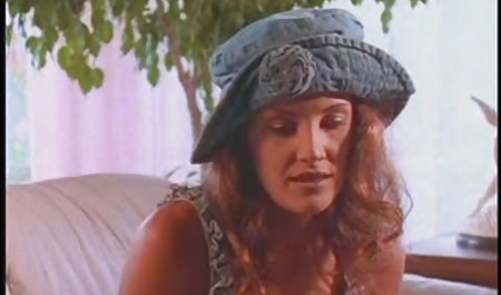 دلهره آور Roxanne خود را در Sapphix لذت می فیلم سکسی پرده زنی برد