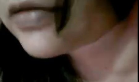 لیزا آماتور ورزش ها Busty با استفاده از انگشتان چسبنده اش روی کلیپ سکسی پرده بیدمشک