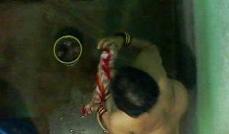 کریستینا به نوه های خود فيلم سكس پرده زني درس مکیدن خروس می دهد