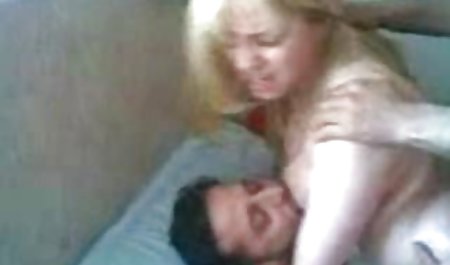 دوش Coworker سکس برداشتن پرده بعد از ورزش 2